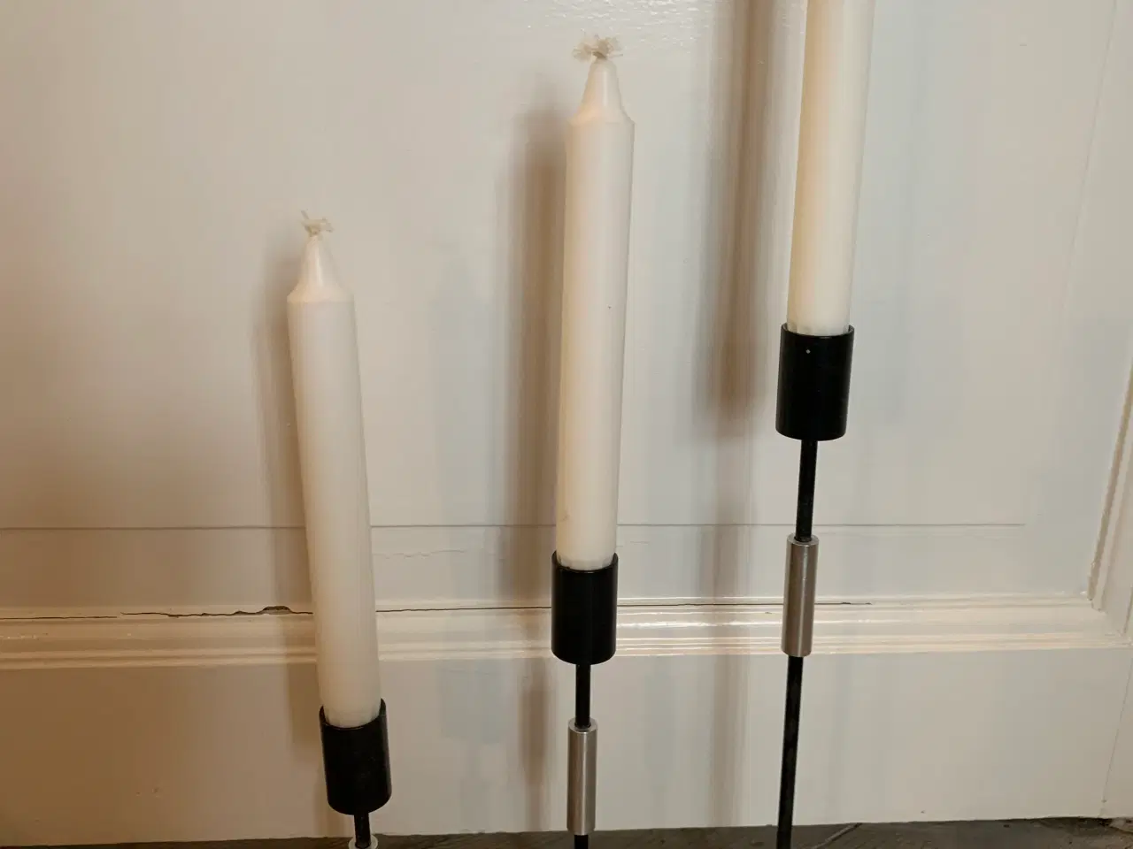Billede 2 - Èt sæt lysestager bestående af 3 slanke stager