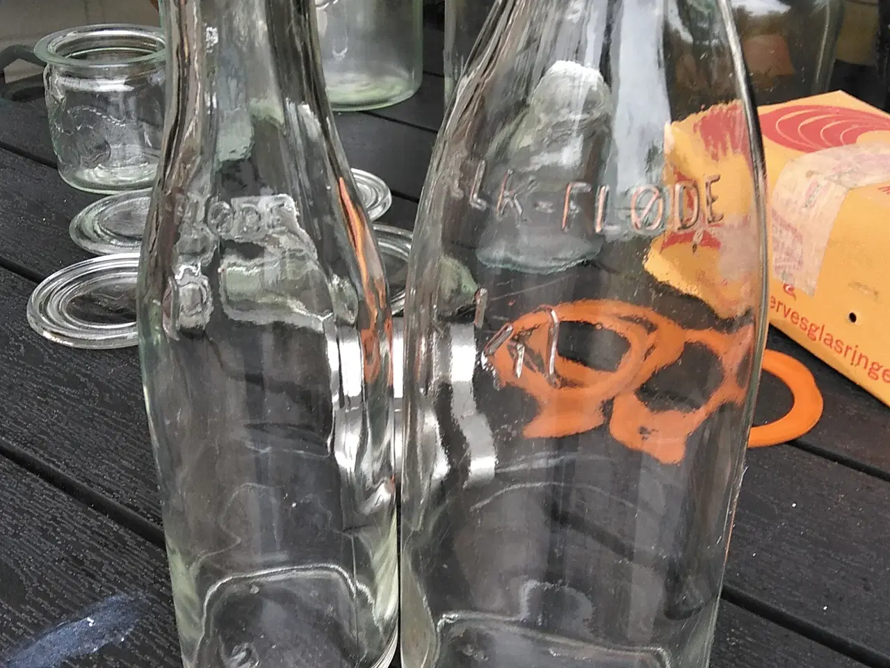 Billede 3 - Henkogningsglas/ mælke flasker