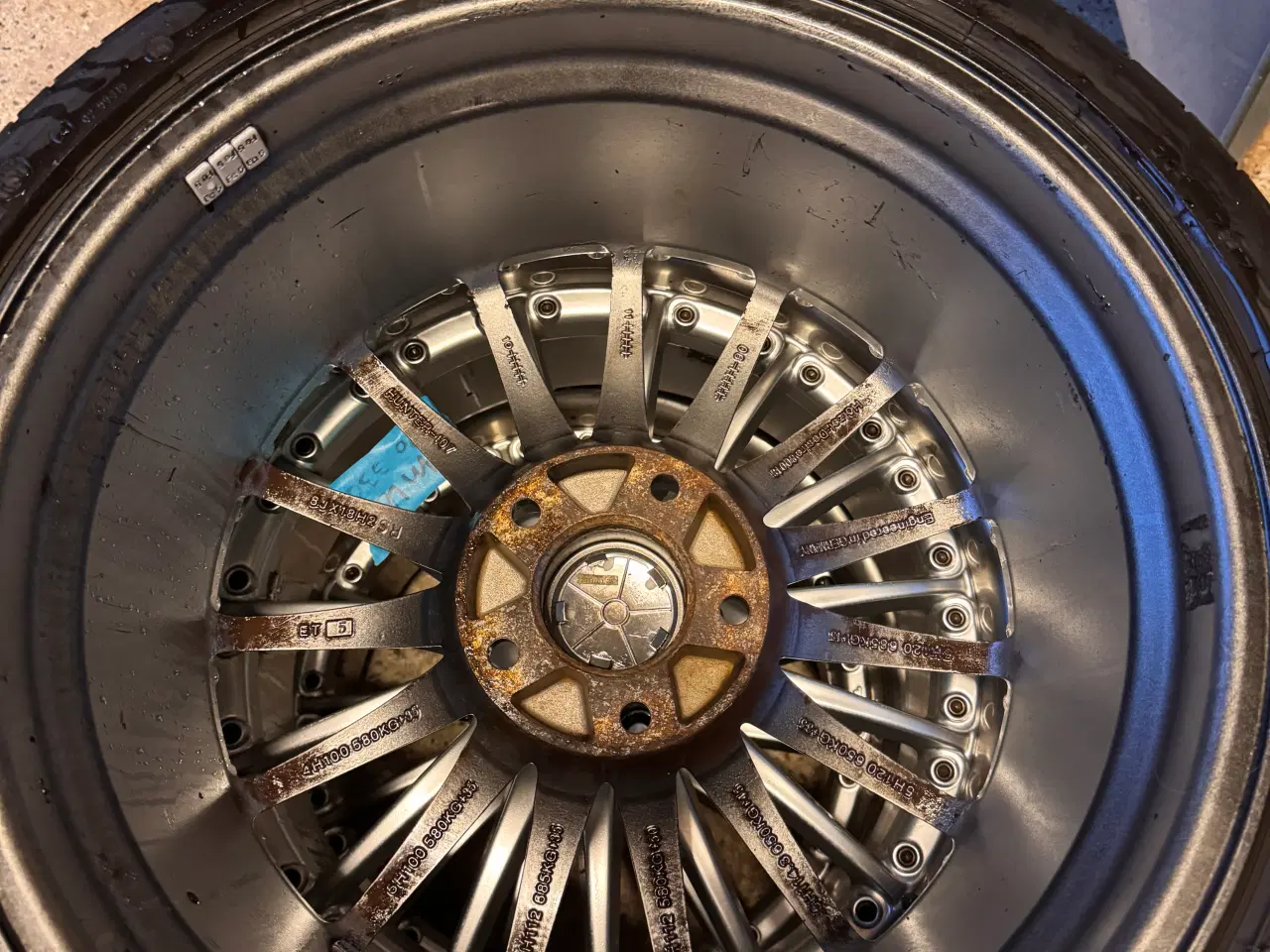 Billede 4 - 18" 5x120 BMW alufælge med gode sommerdæk