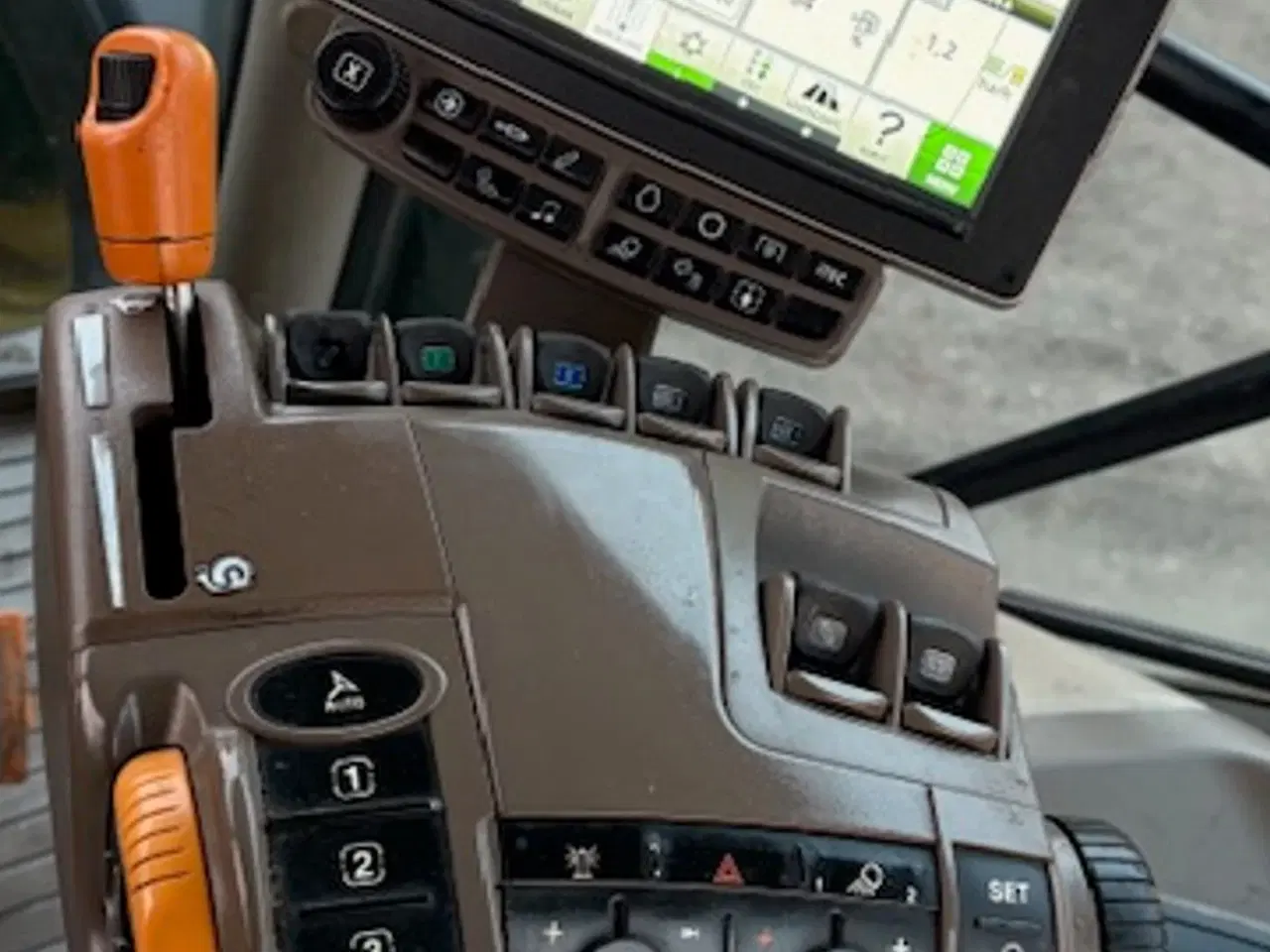 Billede 18 - John Deere 6155R AUTOPOWER, AUTOTRACREADY, FRONTLIFT