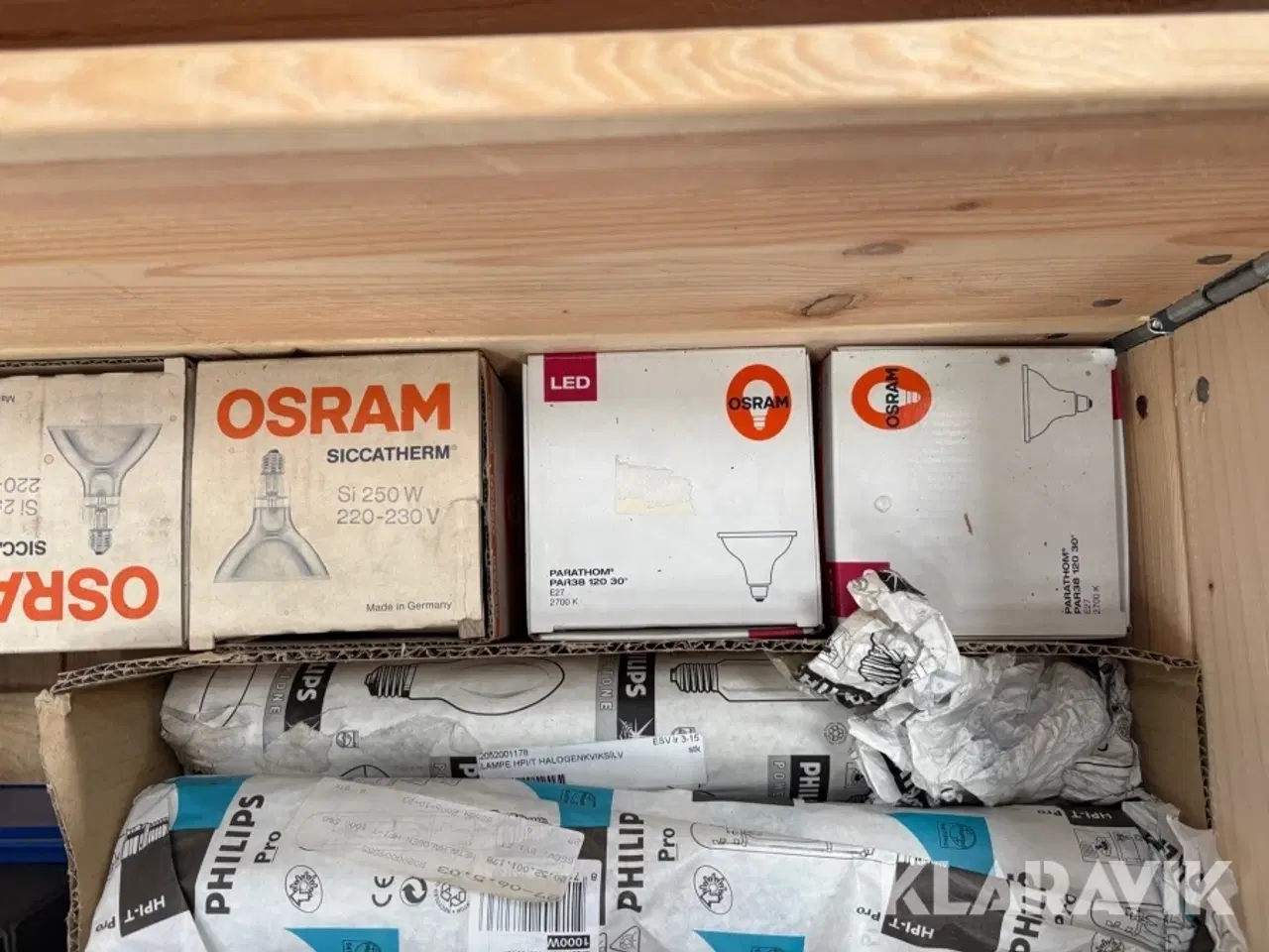 Billede 12 - Pærer og el-udstyr 4 paller