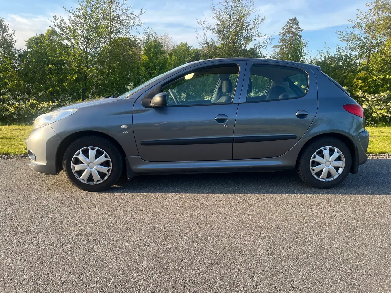 Billede 5 - Nysynet og nyserviceret Peugeot 206+
