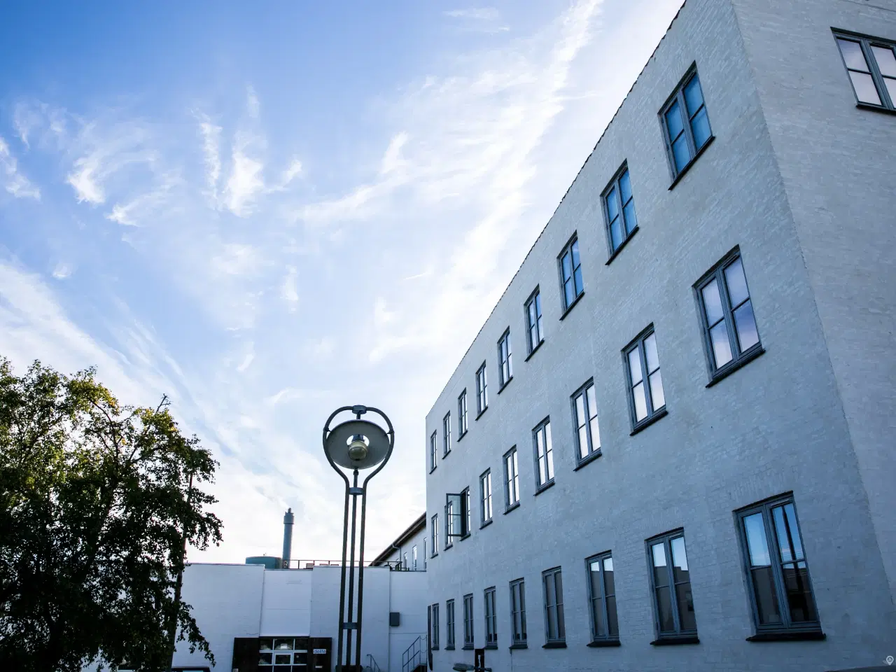 Billede 3 - Flot højloftet kontor med egen tagterasse