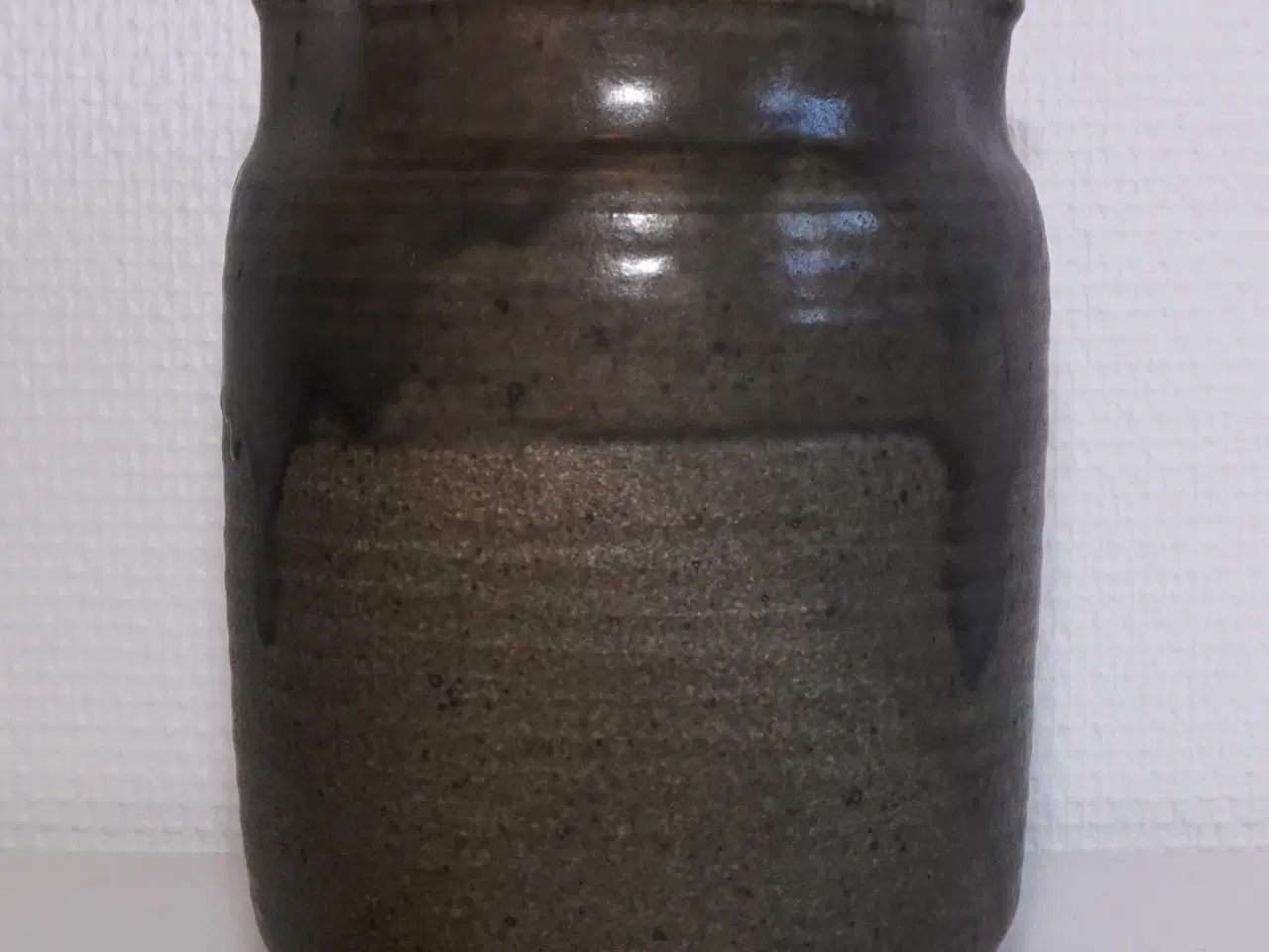 Billede 6 - Ældre vase i stentøj af Niels Peter Nielsen