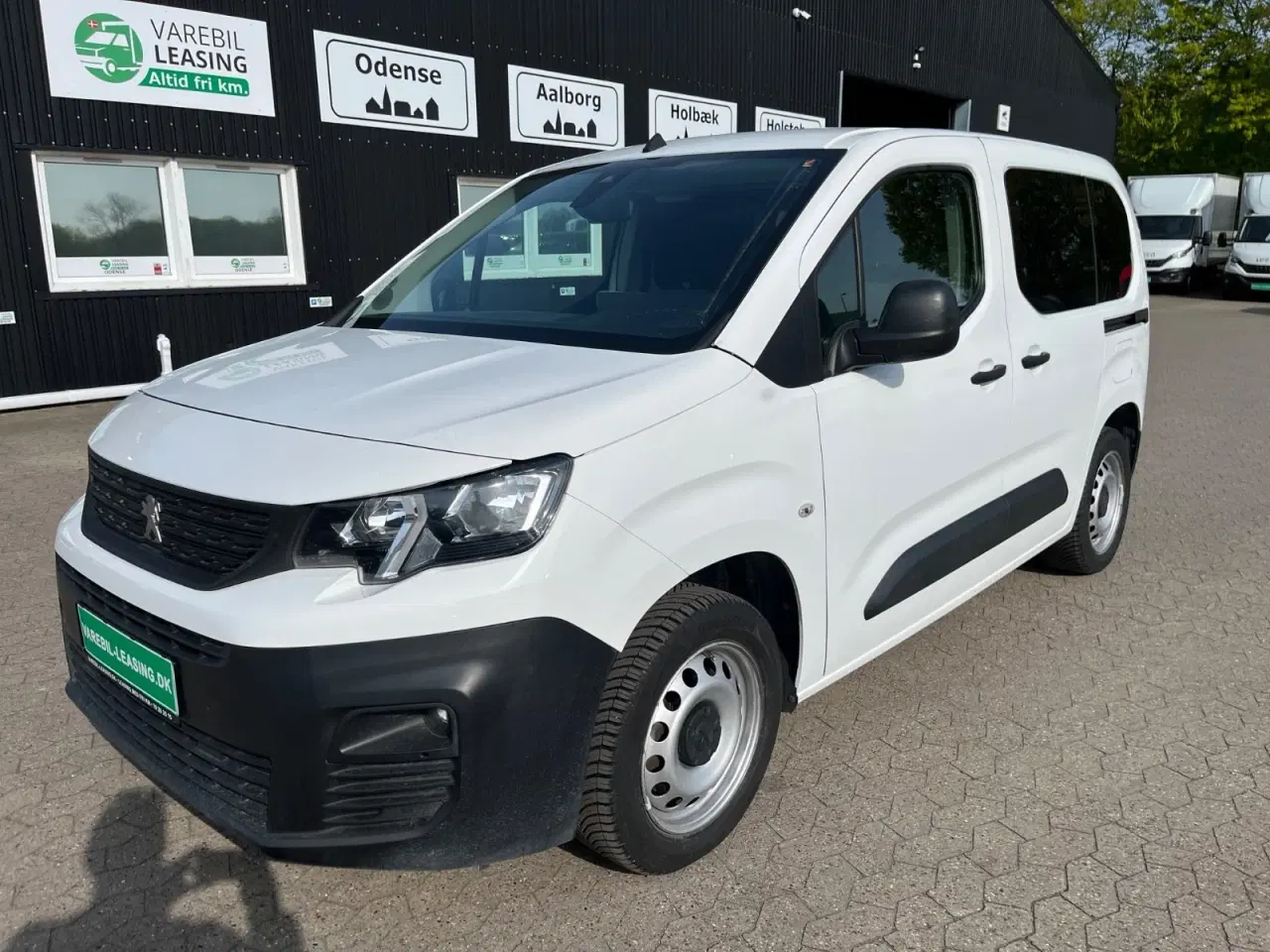 Billede 2 - Peugeot Partner 1,5 BlueHDi 130 L1V1 Plus EAT8 Van
