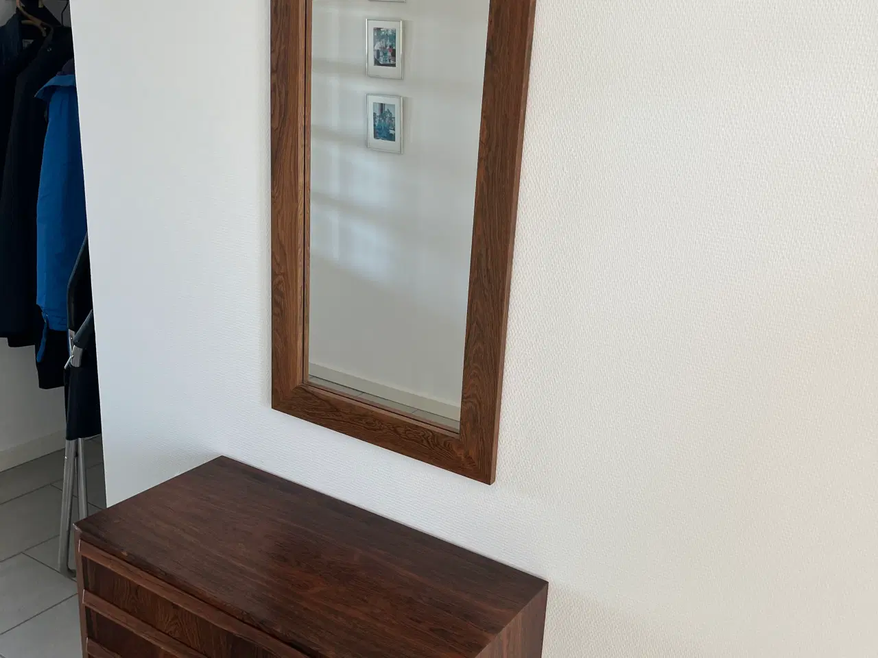 Billede 4 - Palisander kommode og spejl med palisander ramme