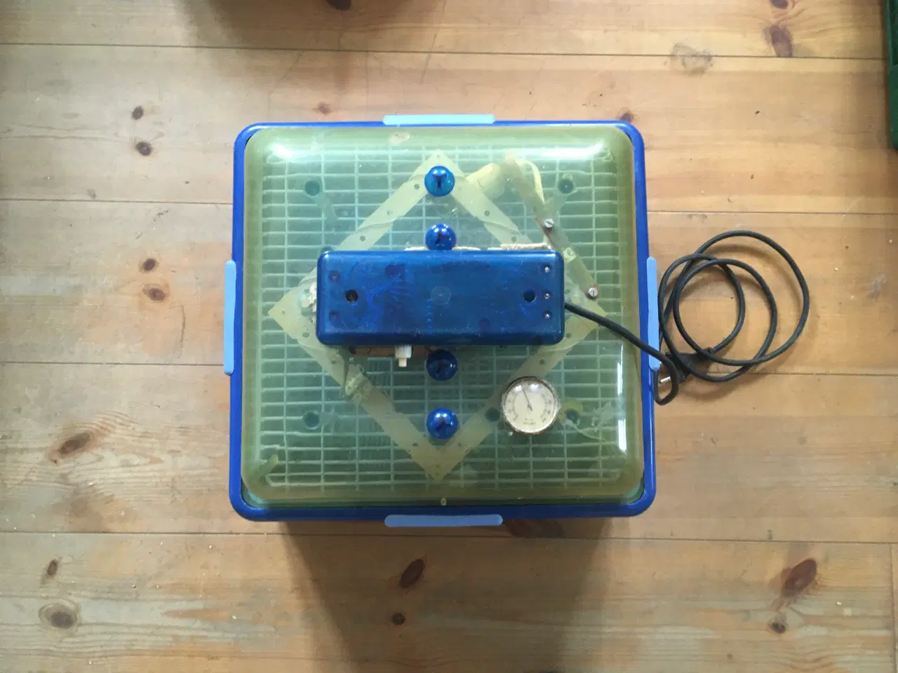 Billede 7 - To rugemaskiner til fjerkræ