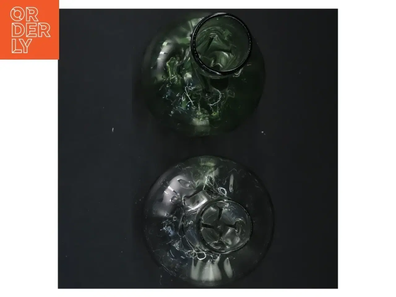 Billede 2 - Glasvaser med unikt design fra Museums Glas (str. Ø 22 cm og Ø 24 cm)