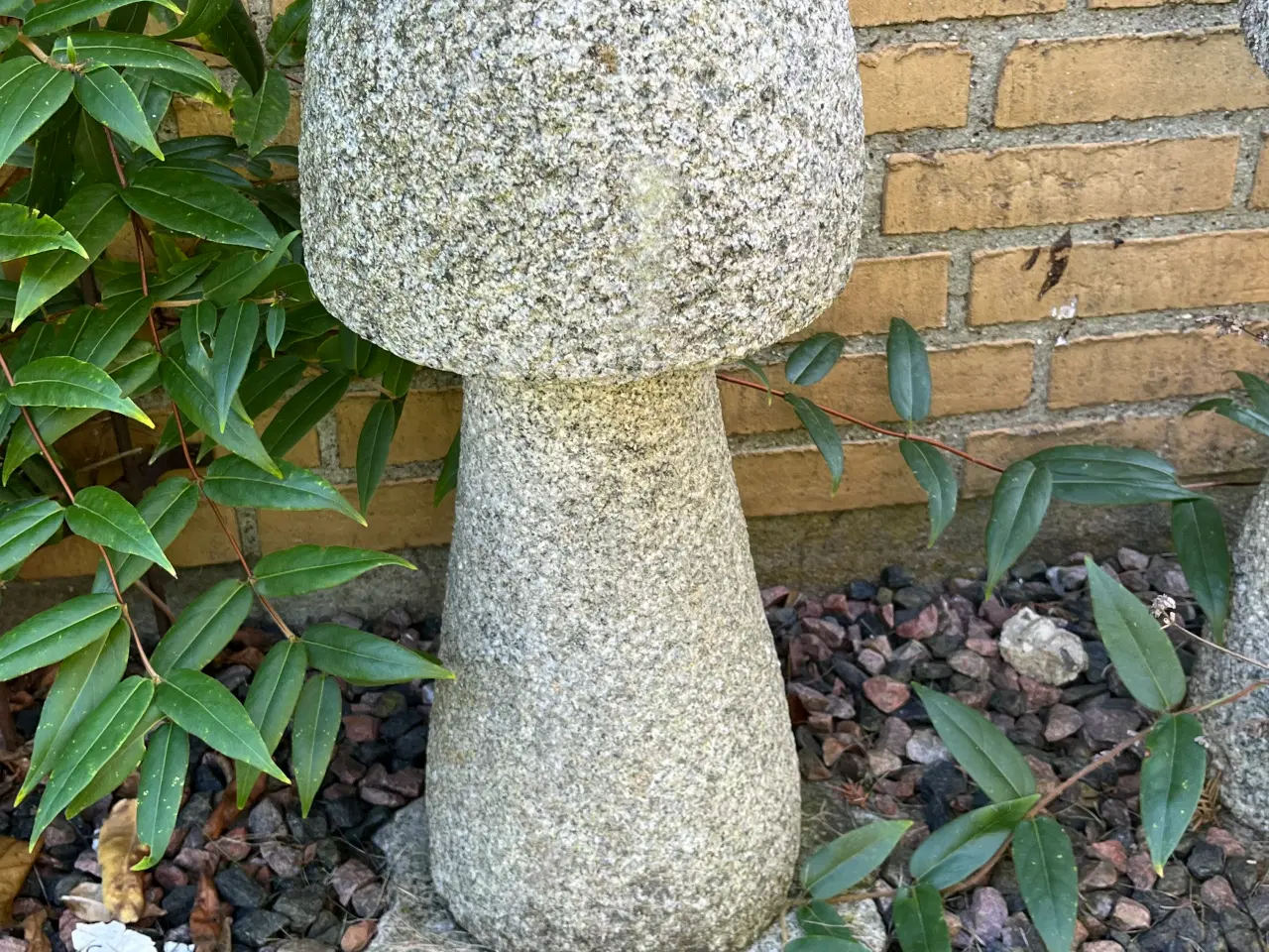 Billede 3 - Have skulptur granit 