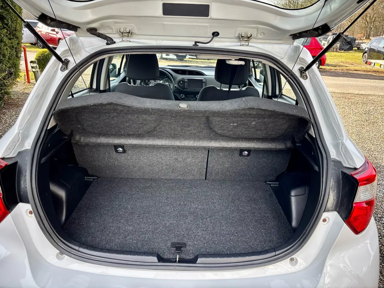 Billede 13 - Toyota Yaris 1,5 Hybrid H2 E-CVT 100HK 5d Trinl. Gear