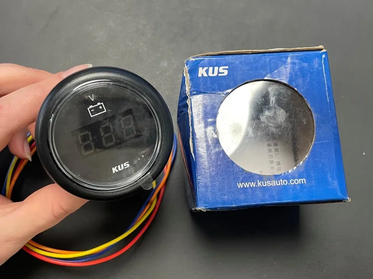 Billede 1 - Kus digital voltmeter 9-32v, sort, 12/24v