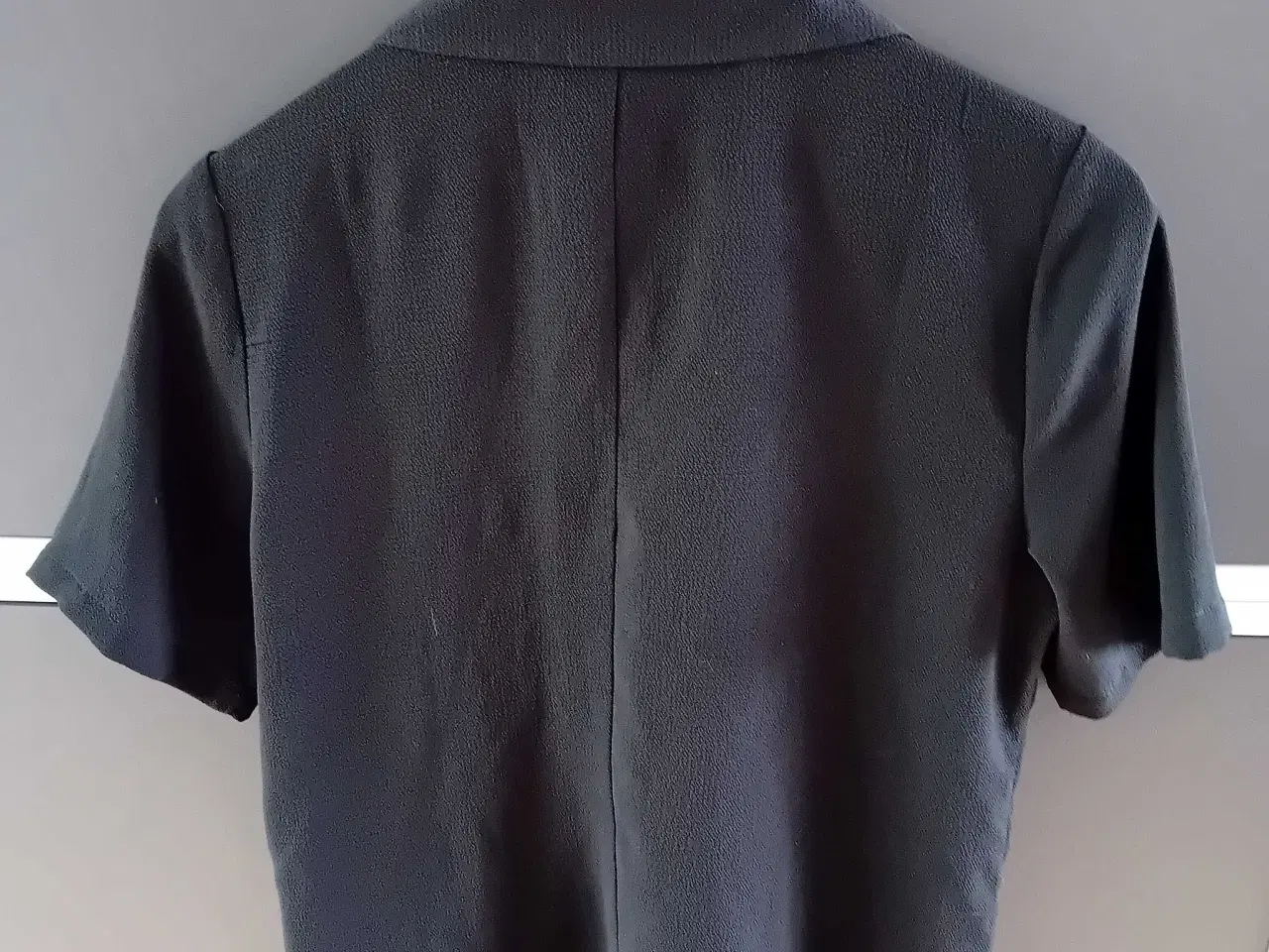 Billede 3 - ONLY SKJORTEBLUSE STR 36