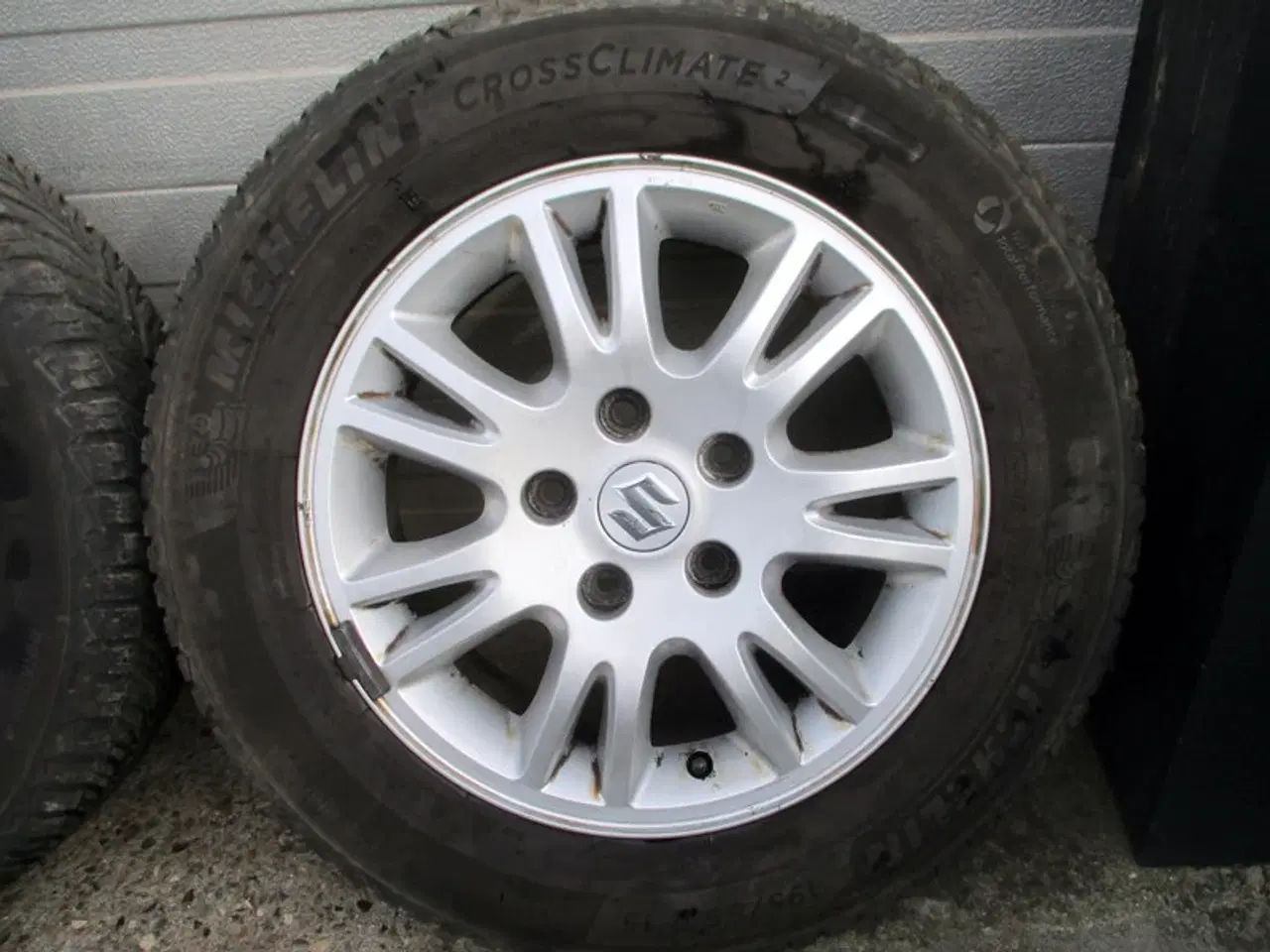 Billede 8 - 15" Suzuki 5X114,3 195/65/15" helårsdæk dot1623