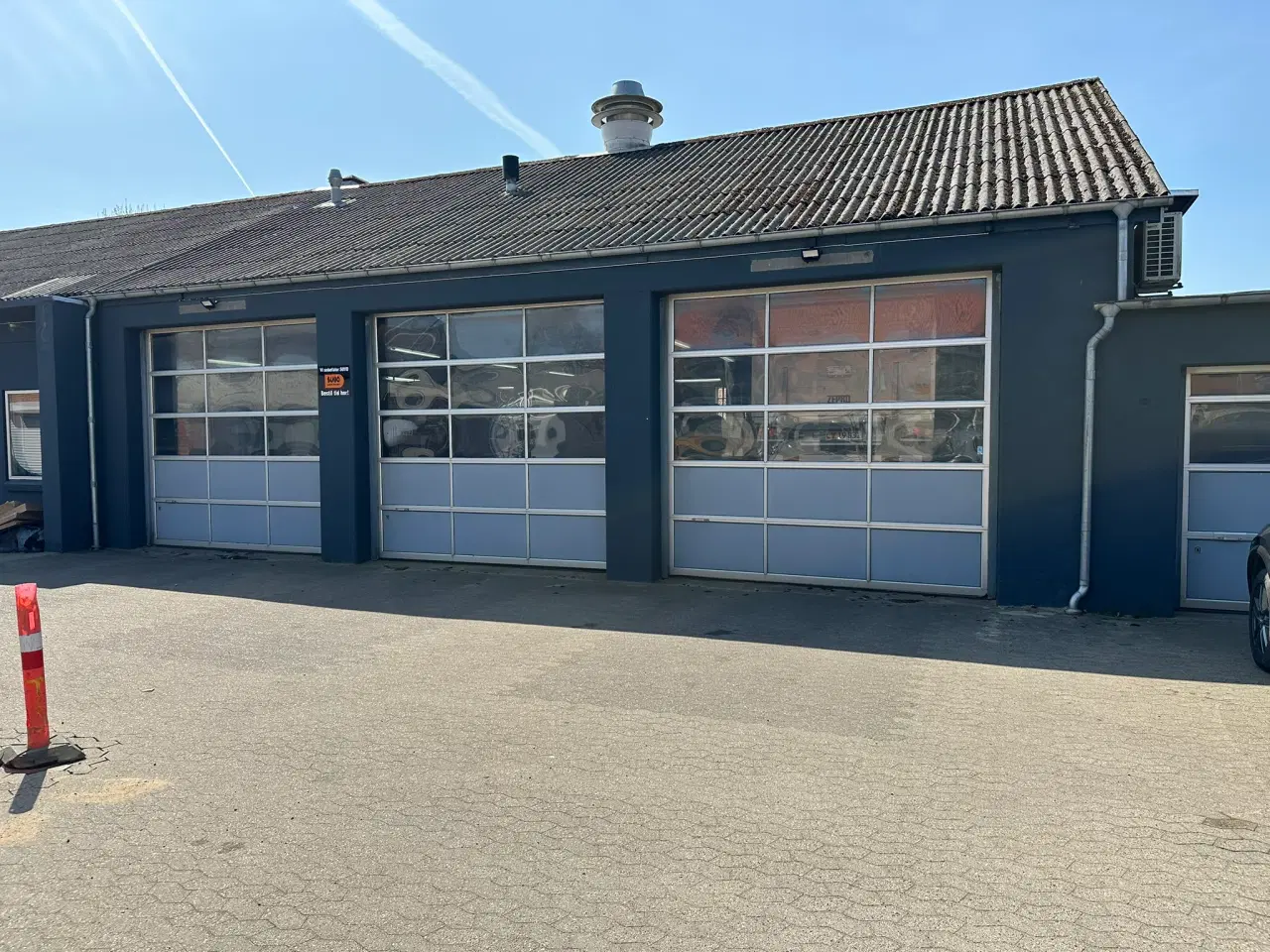 Billede 3 - værksteds / ledhejseporte