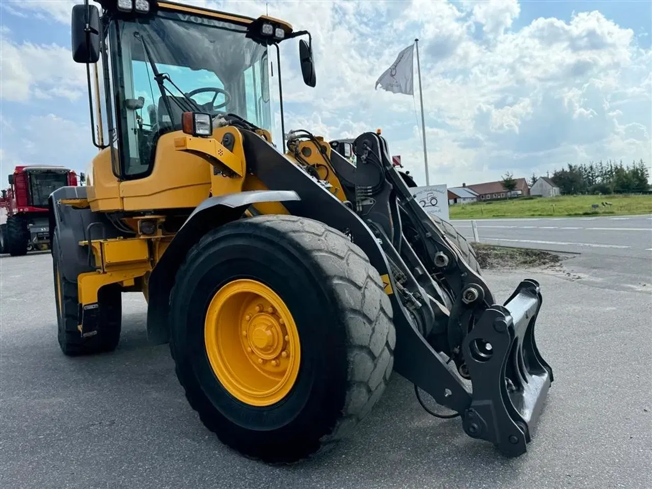 Billede 13 - Volvo L 60 G KUN 7300 TIMER! MED SKOVL OG GAFLER!