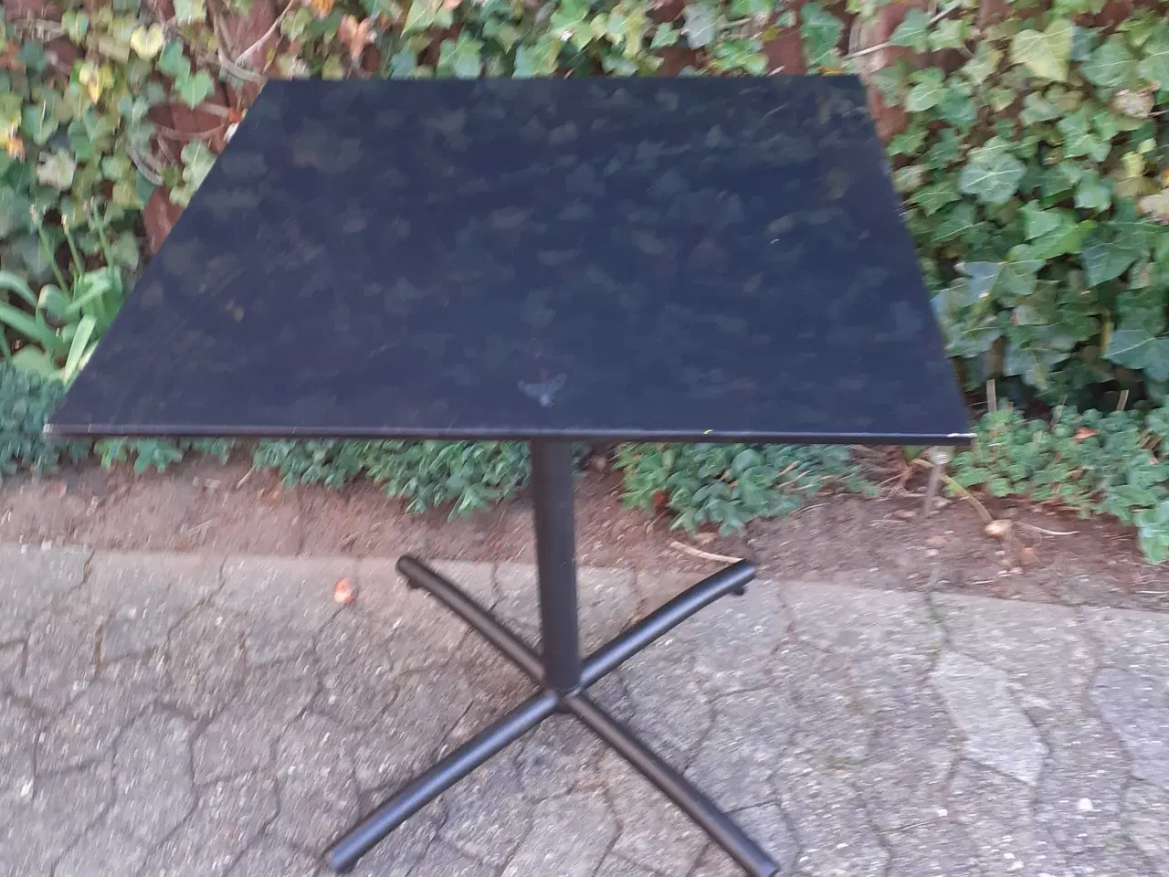 Billede 1 - havebord 
