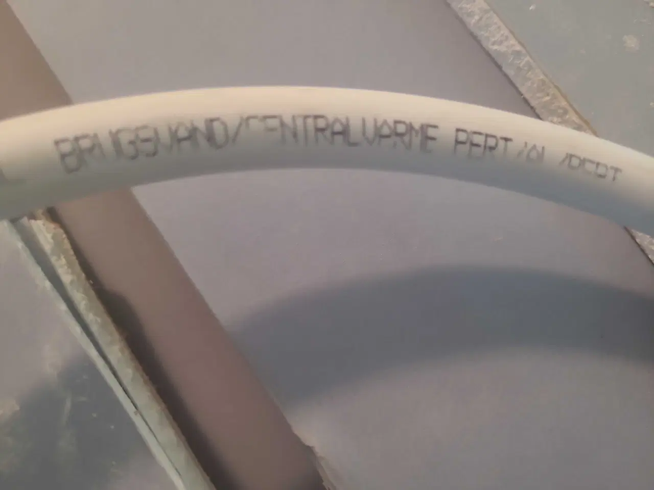 Billede 6 - GIVES BORT: Vådrums gips (GYPROC 13 KLIMA) & 2x pe