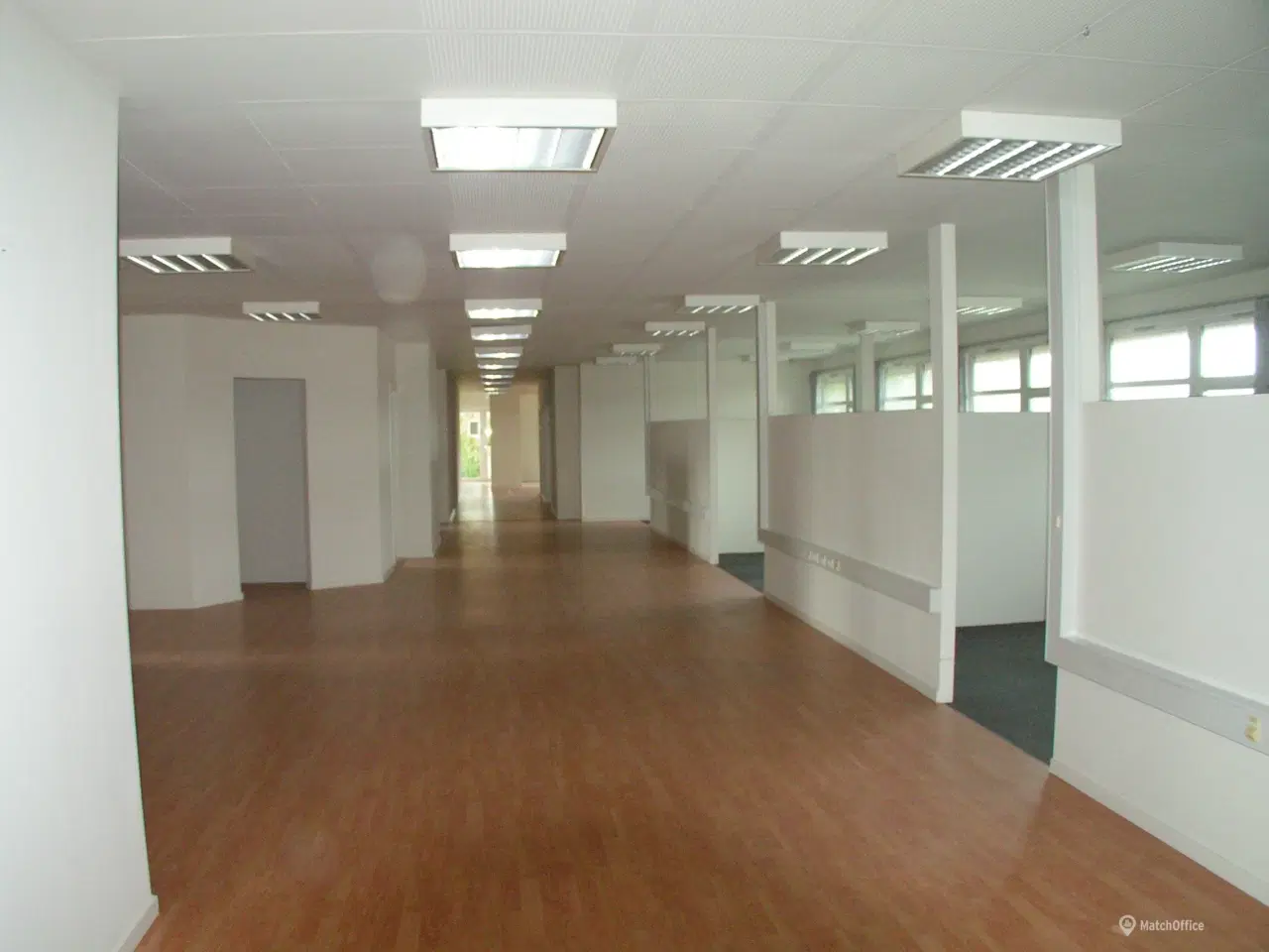 Billede 2 - Flotte kontorlokaler med stor synlighed