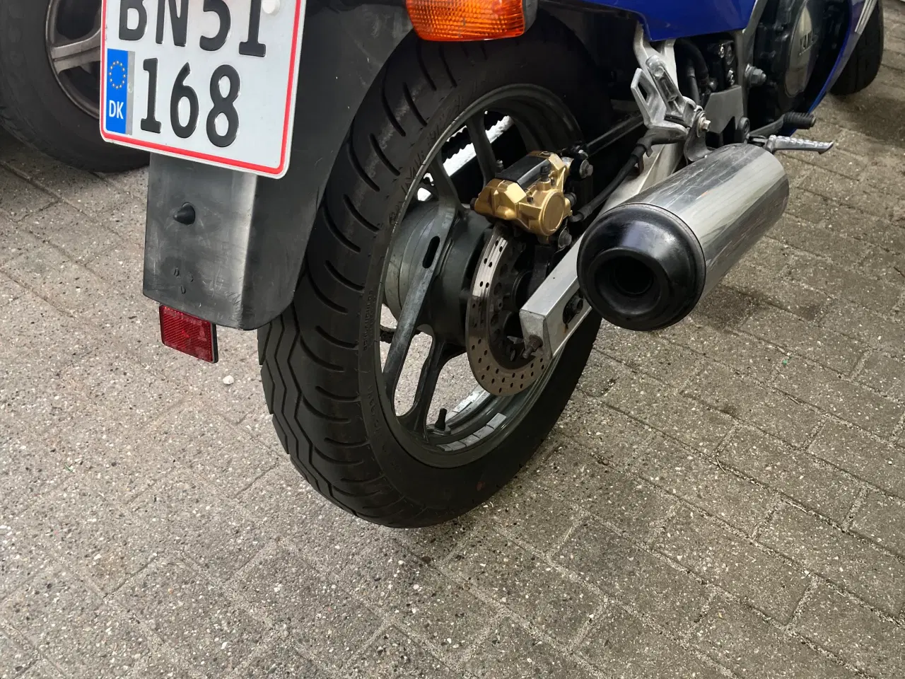Billede 14 - Nysynet Yamaha FZ750 Genesis 