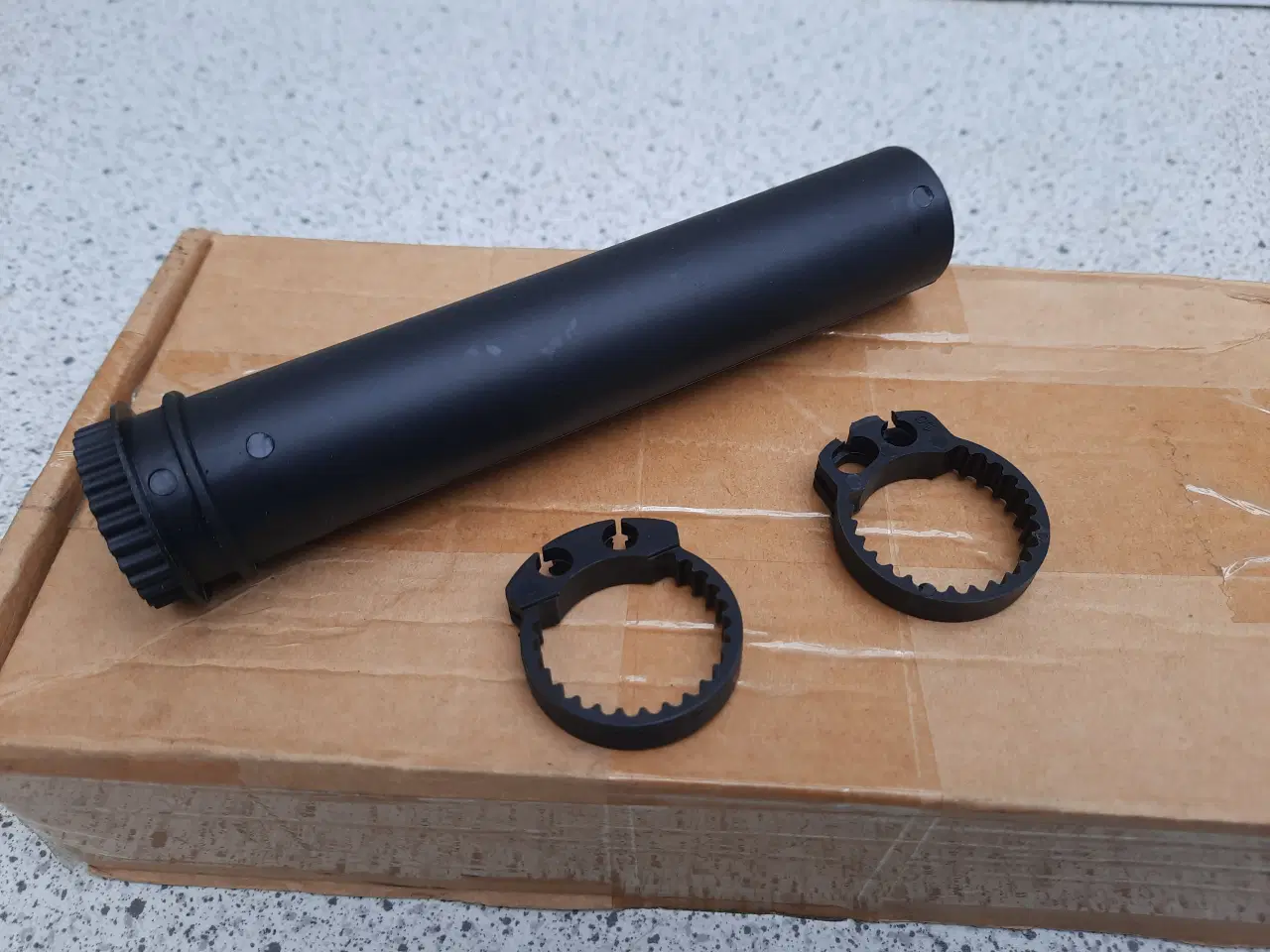 Billede 1 - Gasspjældsrør til Suzuki Intruder M1800 