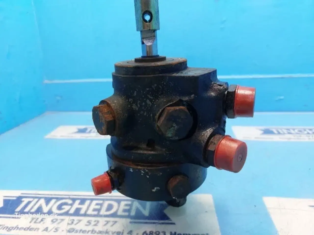 Billede 2 - Claas Dominator 76 Hydraulikventil 0006025330
