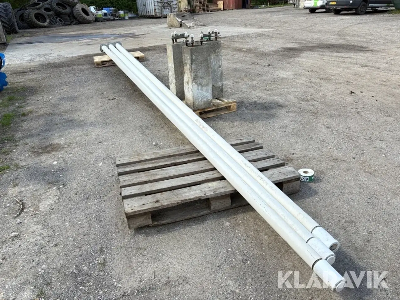Billede 2 - Flagstænger 9 Meter M.sokkel  3styk