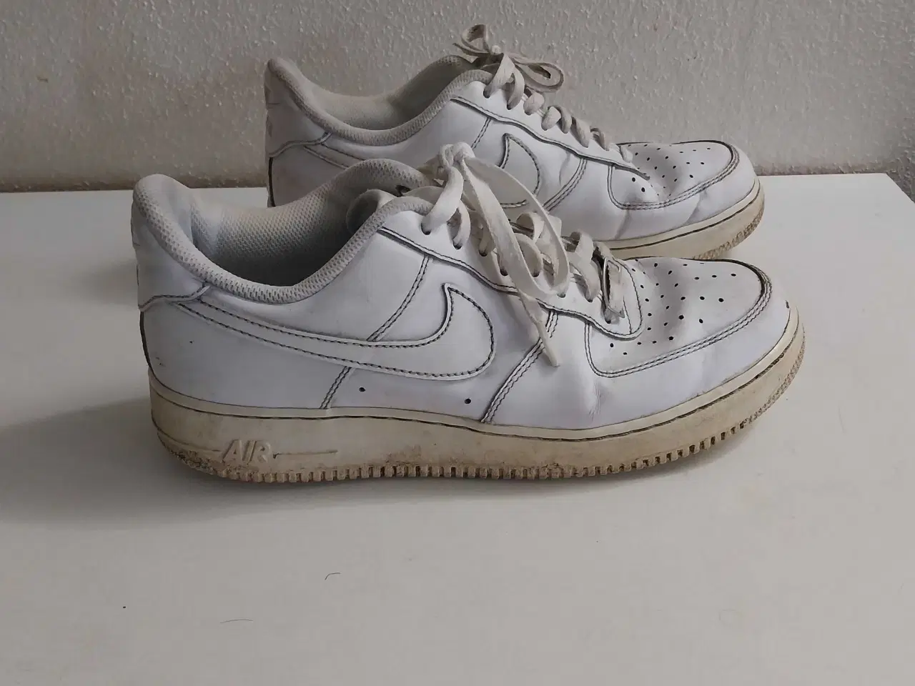 Billede 2 - Nike sneakers hvide sko, str. 43