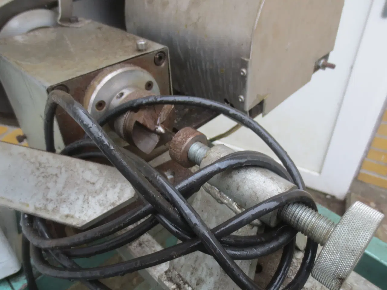Billede 3 - 1 stk Drejebænk med 220 volts motor