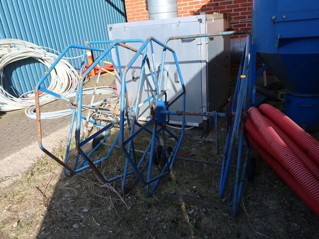 Billede 3 - 2 stk. afrullerstativer