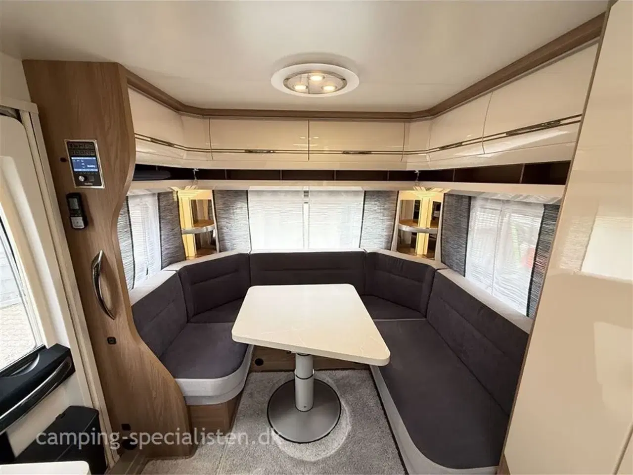 Billede 5 - 2021 - Hobby Excellent 495 UL Hobby Excellent 495 UL 2021 - Se den nu hos Camping-Specialisten.dk