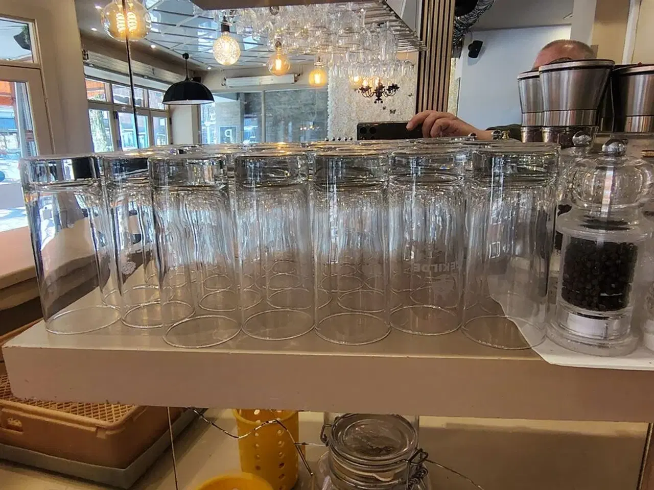 Billede 6 - Stort parti glas i baren