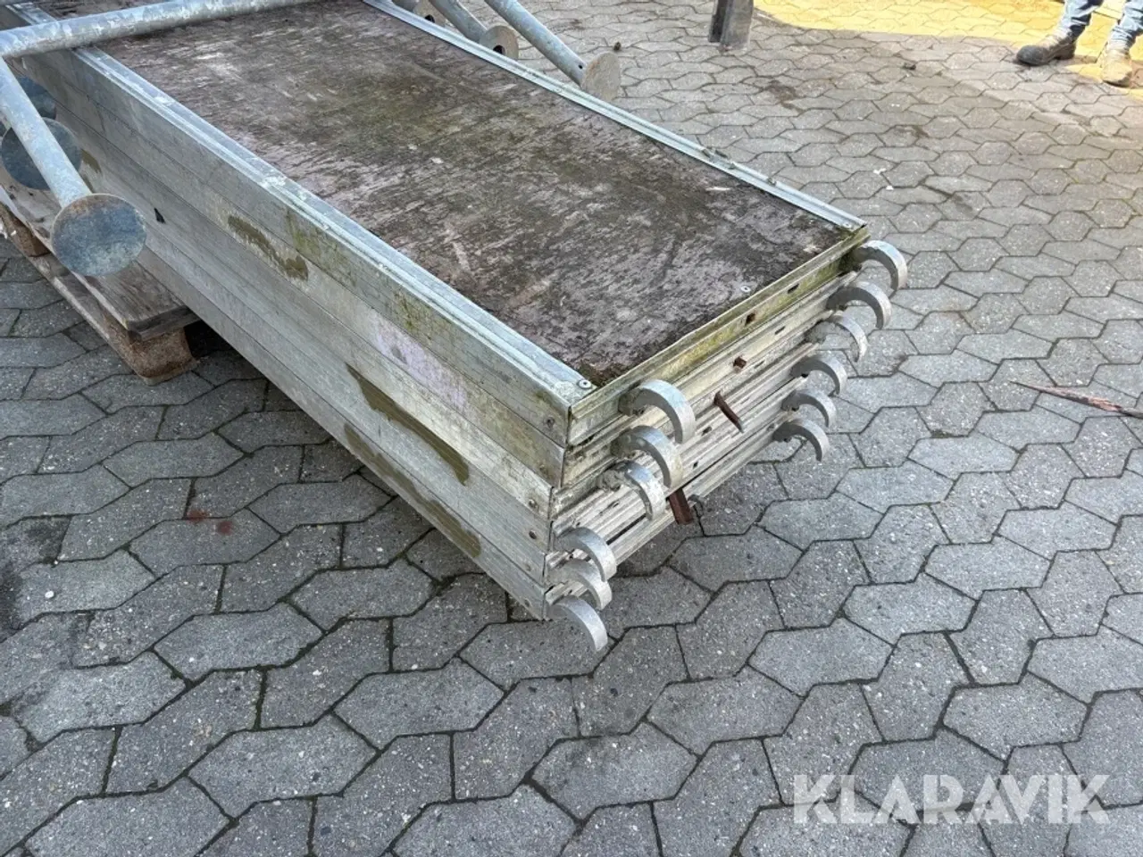 Billede 11 - Stillads Jumbo Stillads - 4 bukke, 6 plader