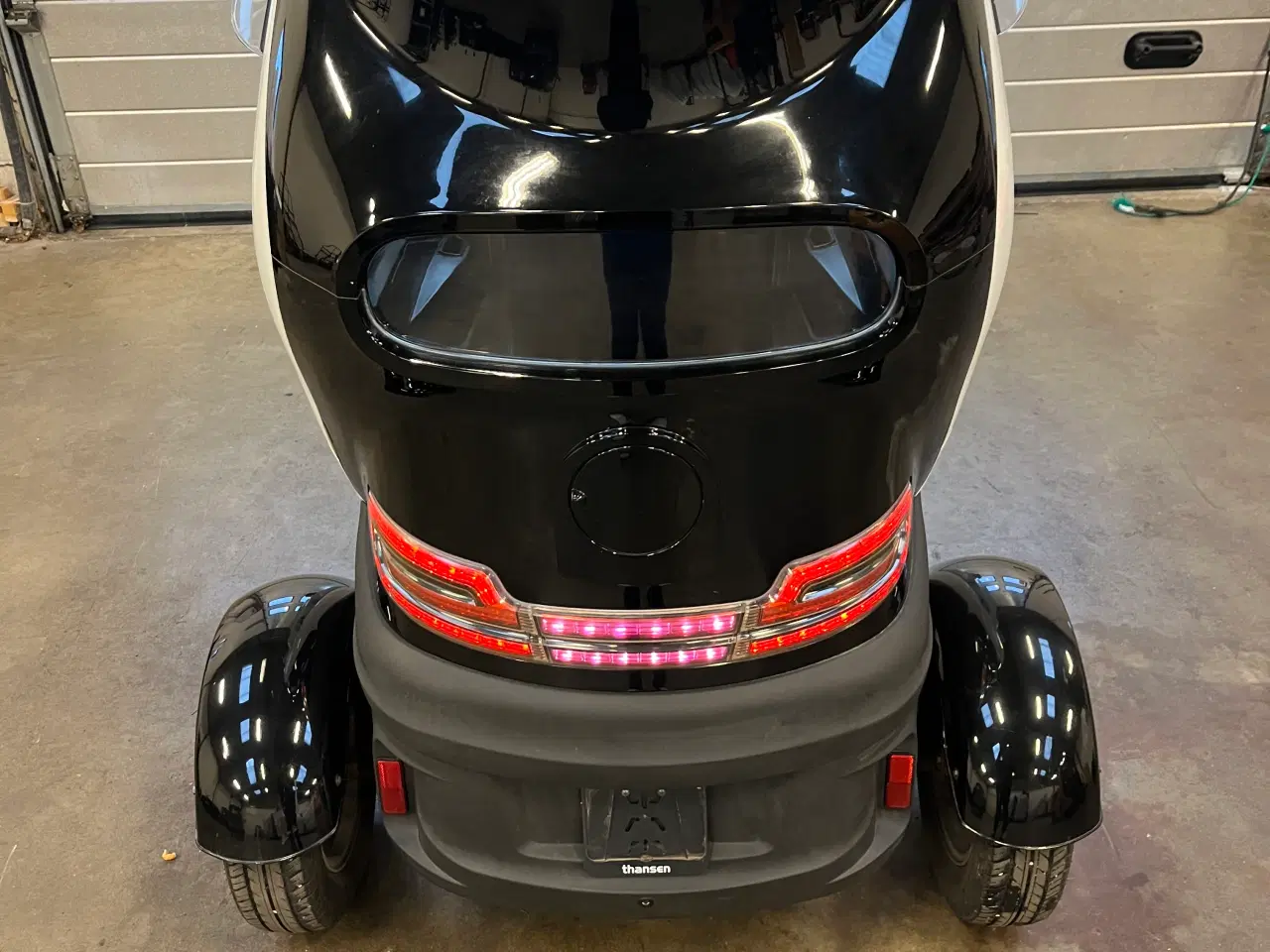 Billede 2 - Flot 30 kabinescooter fra nov. 2021
