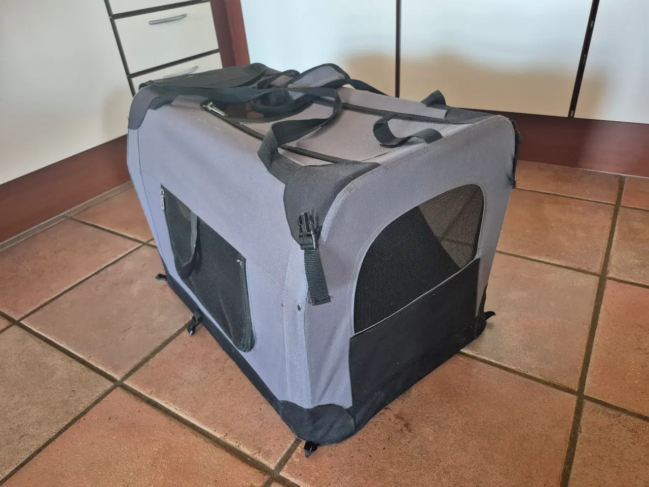 Billede 4 - Hund: kurv, transportkasse, redningsvest og andet
