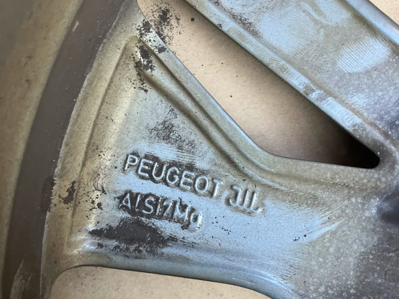 Billede 3 - Alufælge 17" Peugeot 