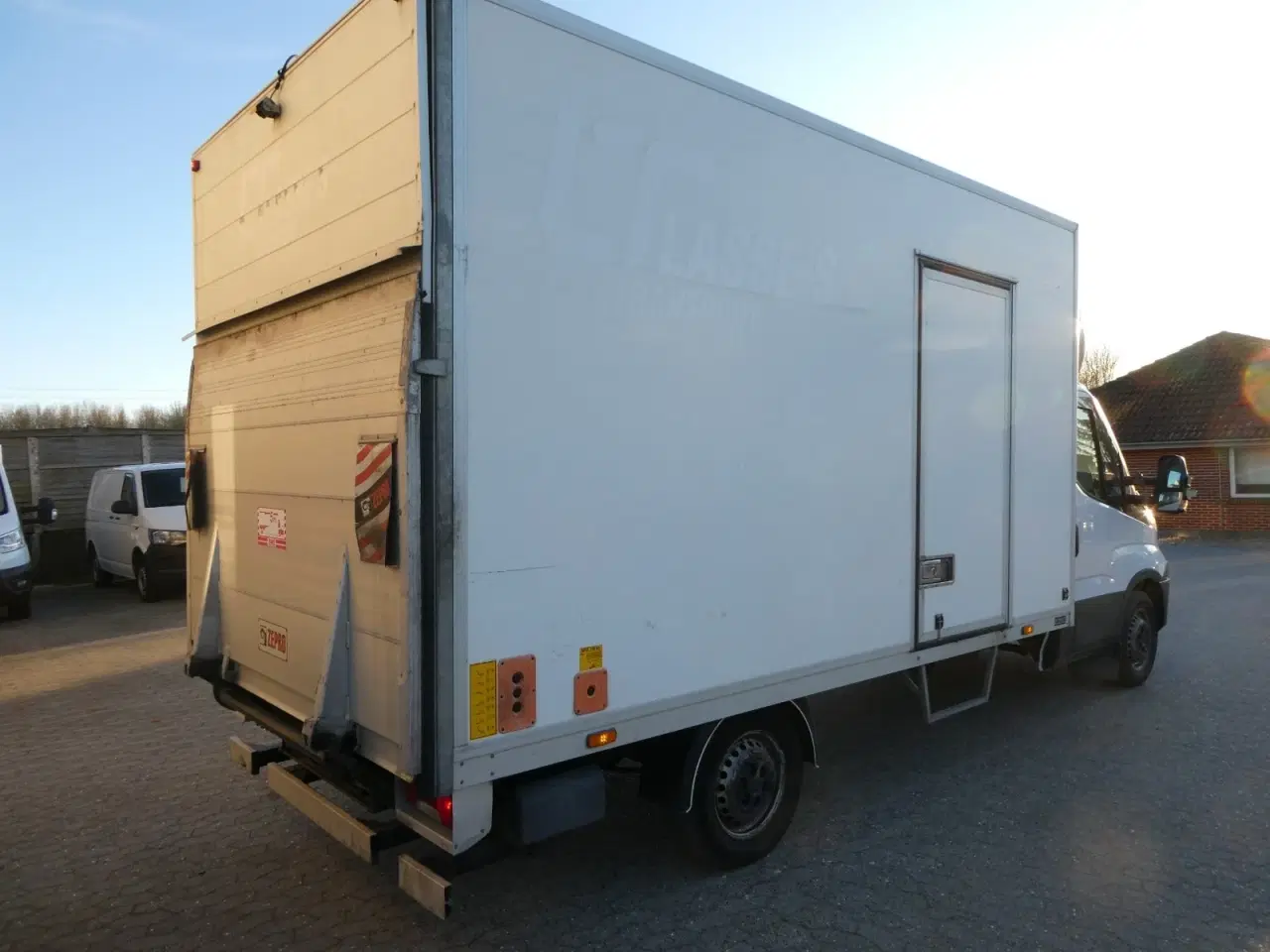Billede 13 - Iveco Daily 2,3 35S16 Alukasse m/lift AG8