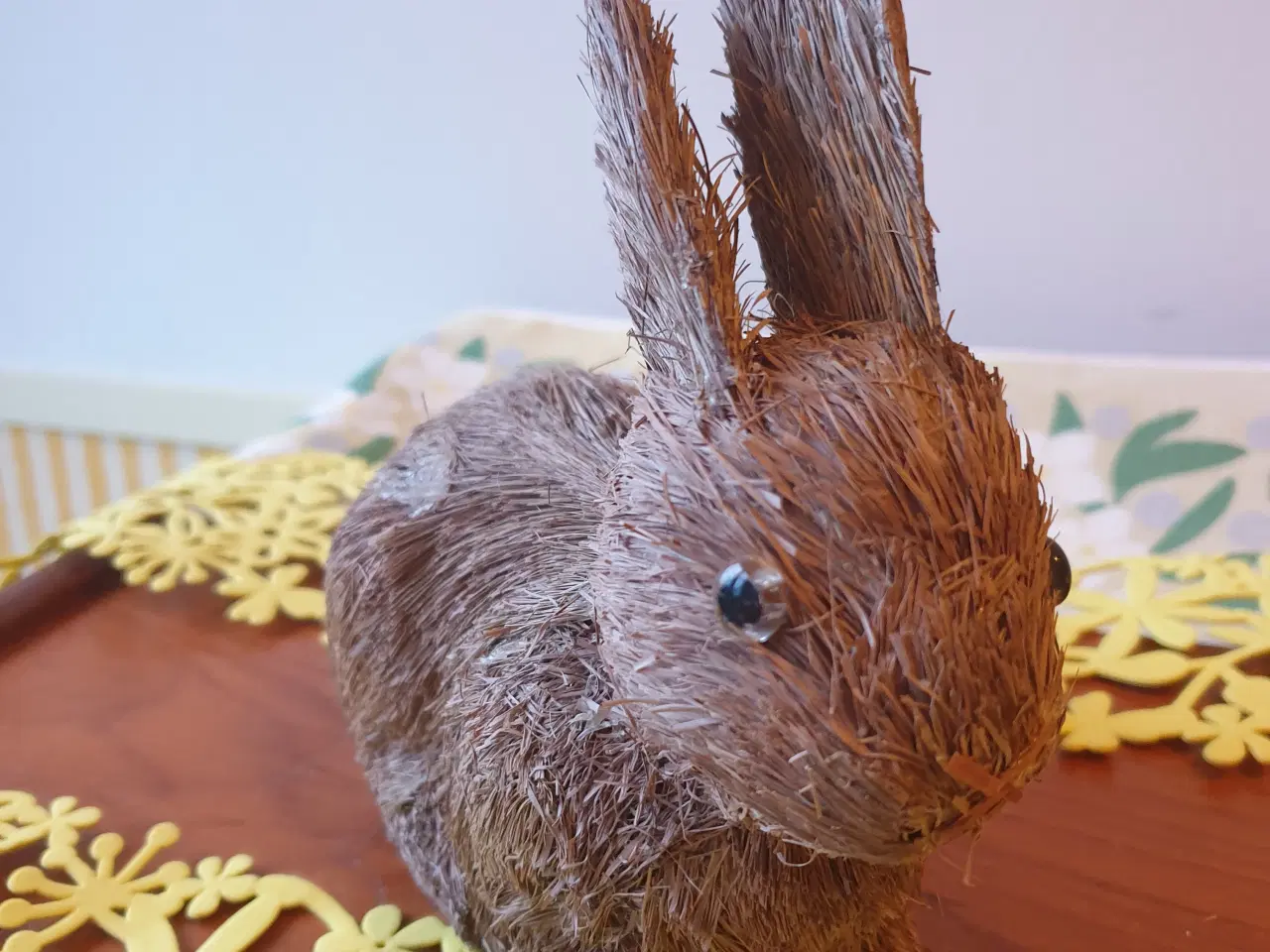 Billede 2 - 3 Påskeharer og 2 ællinger i naturstrå