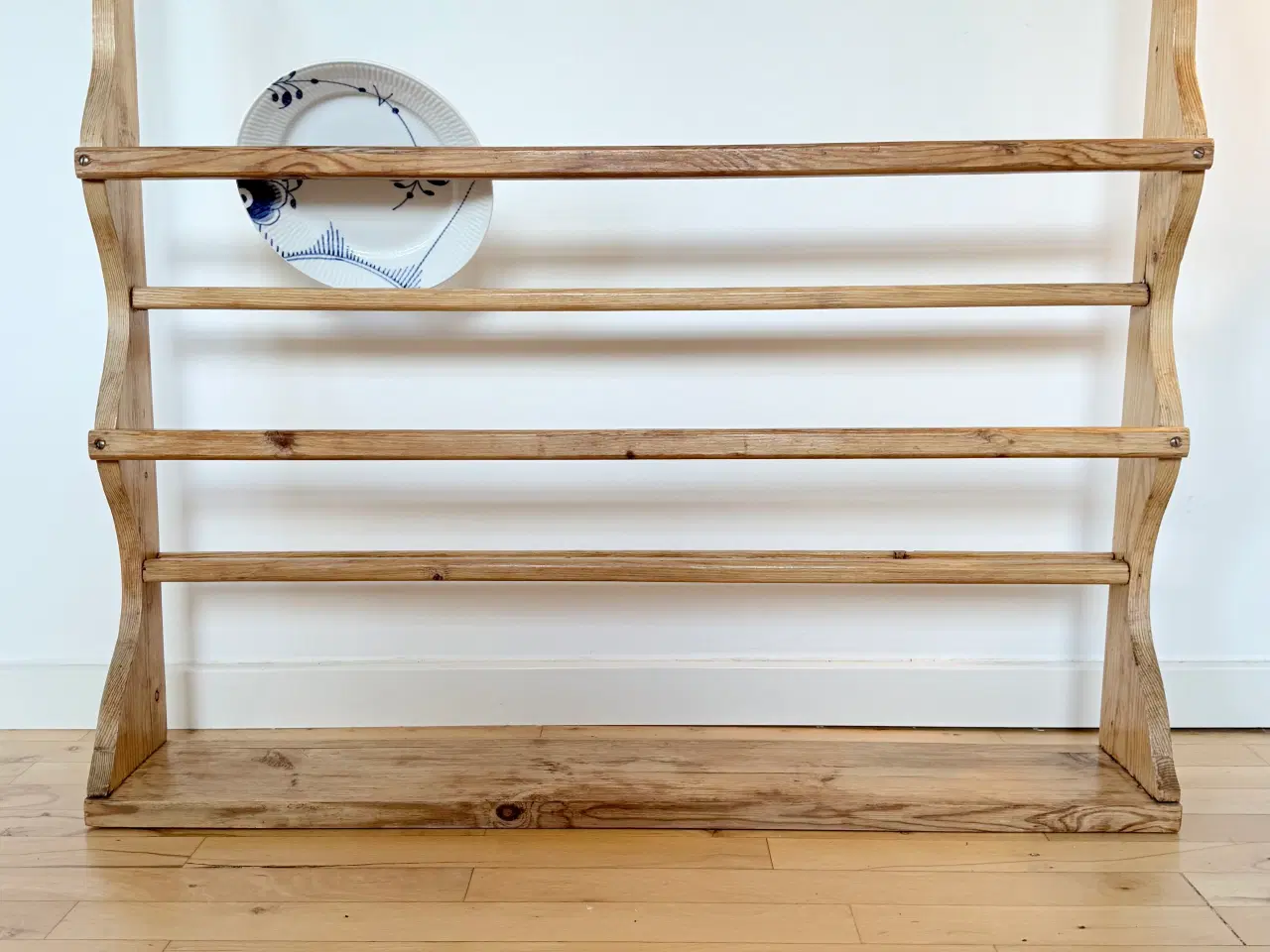 Billede 4 - Flot ældre tallerkenrække