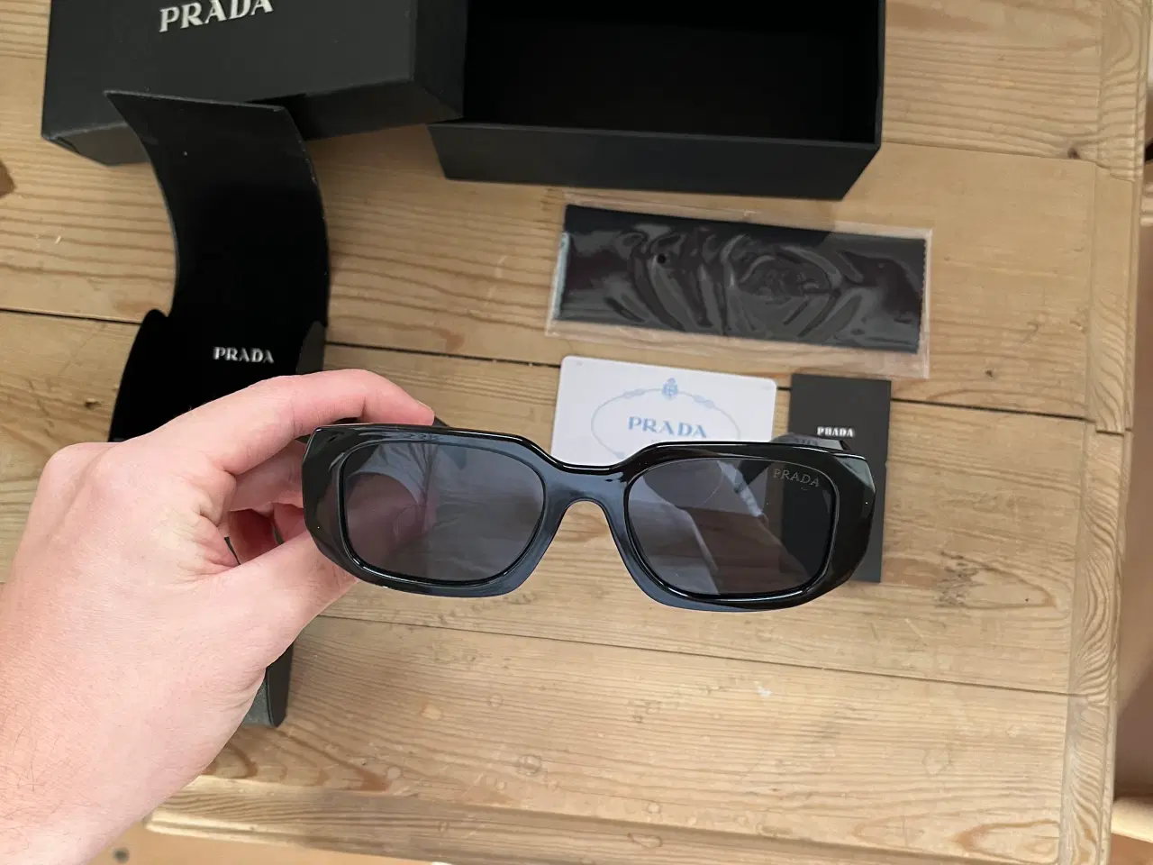 Billede 2 - Populære solbriller