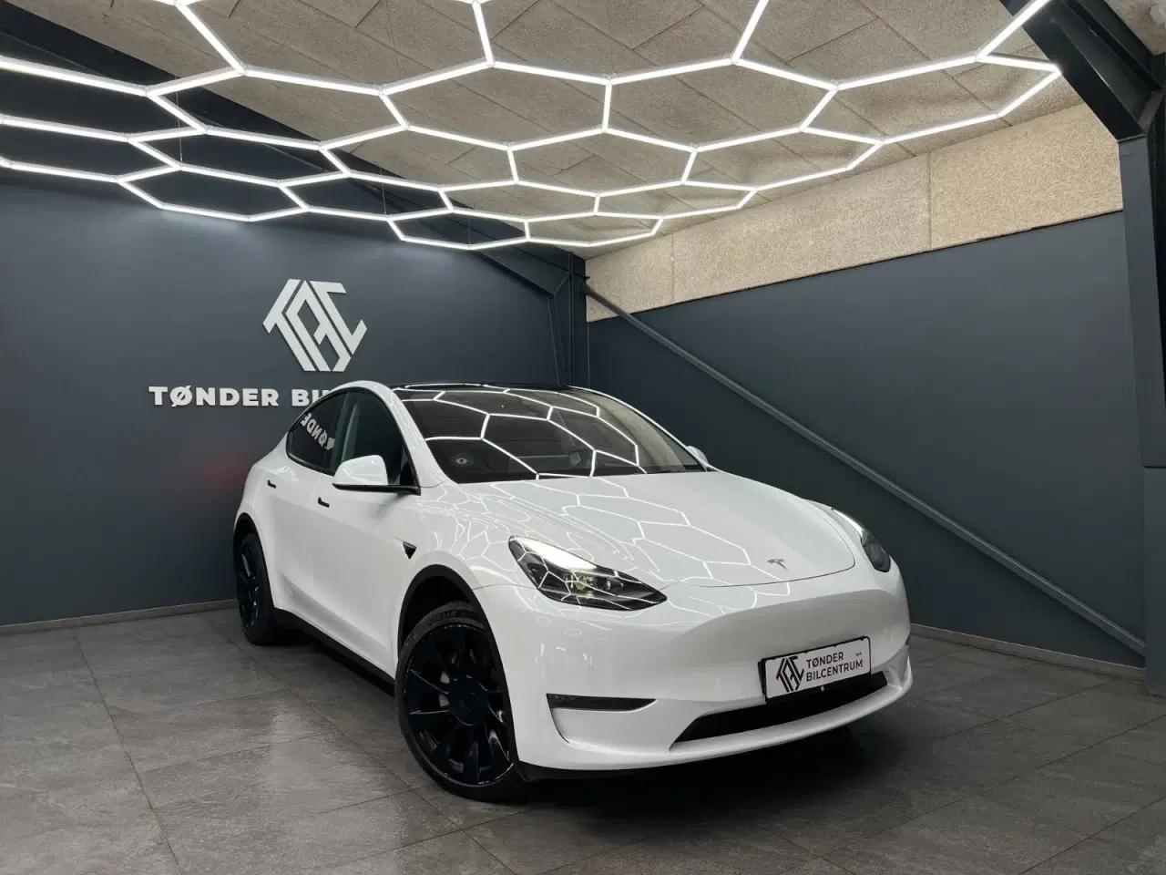 Billede 1 - Tesla Model Y  Long Range AWD