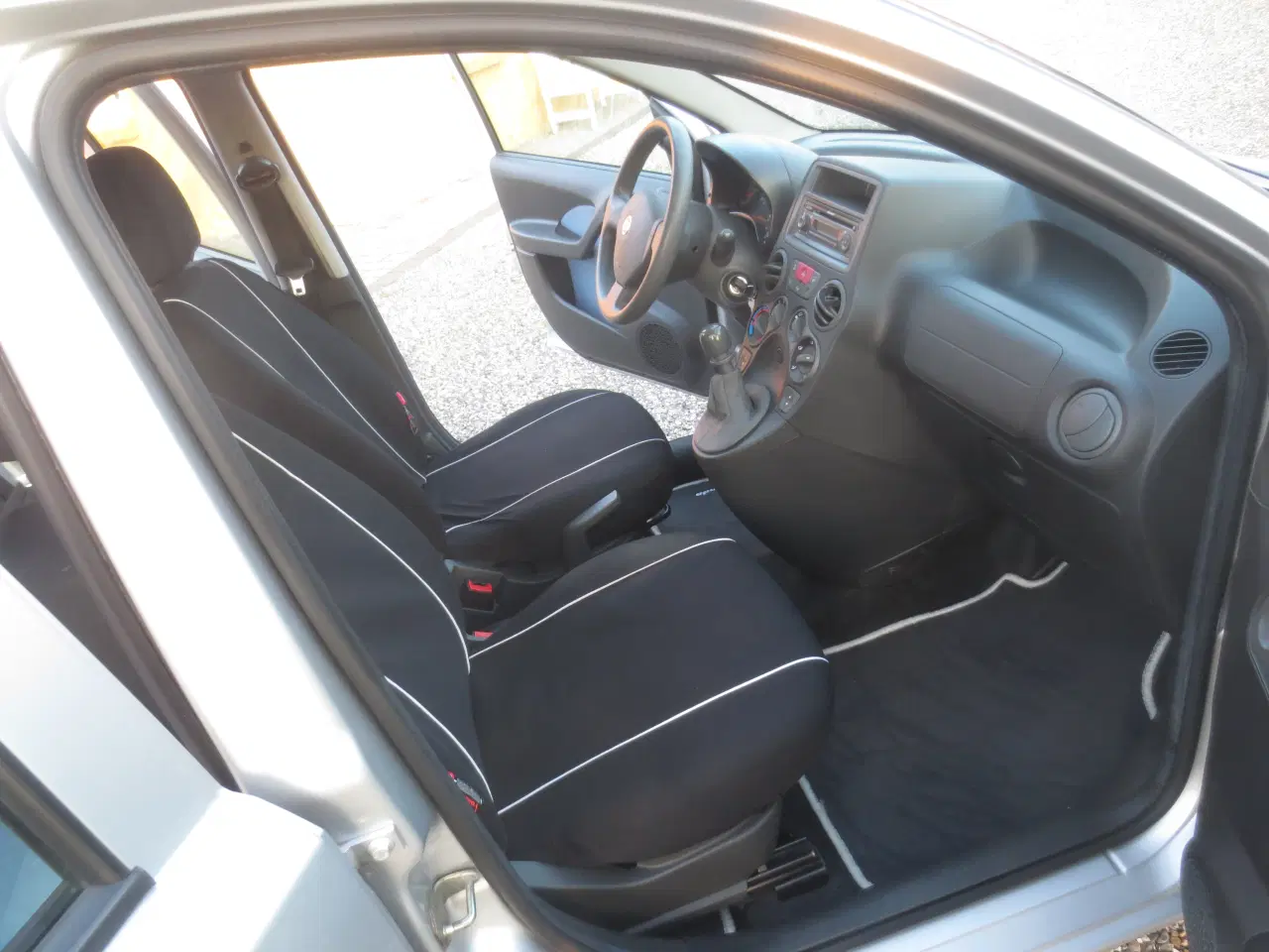 Billede 14 - Fin Fiat Panda 1.2 i Nysynet/Med træk.