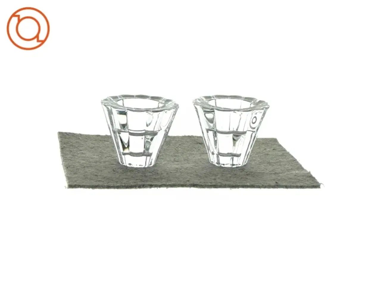 Billede 1 - Lysestager af glas (et par) (str. H 6 cm. )