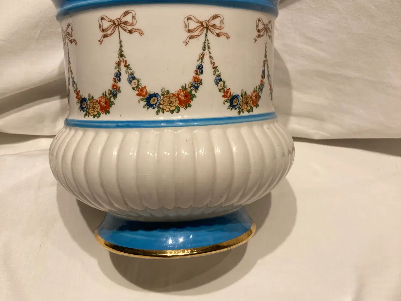 Billede 4 - Italiensk Sicas urtepotteskjuler