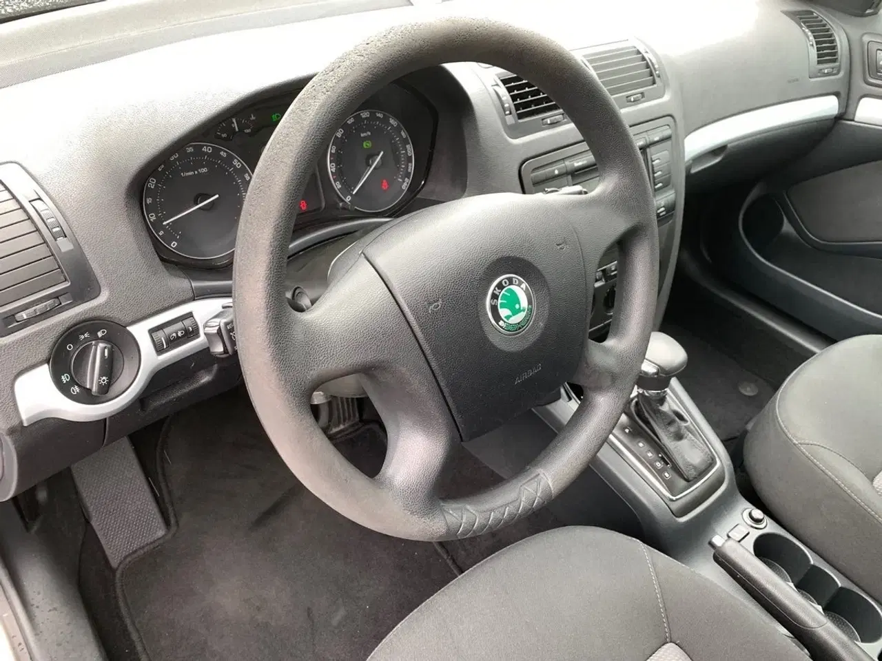 Billede 8 - Skoda Octavia 1,6 FSi Ambiente aut.