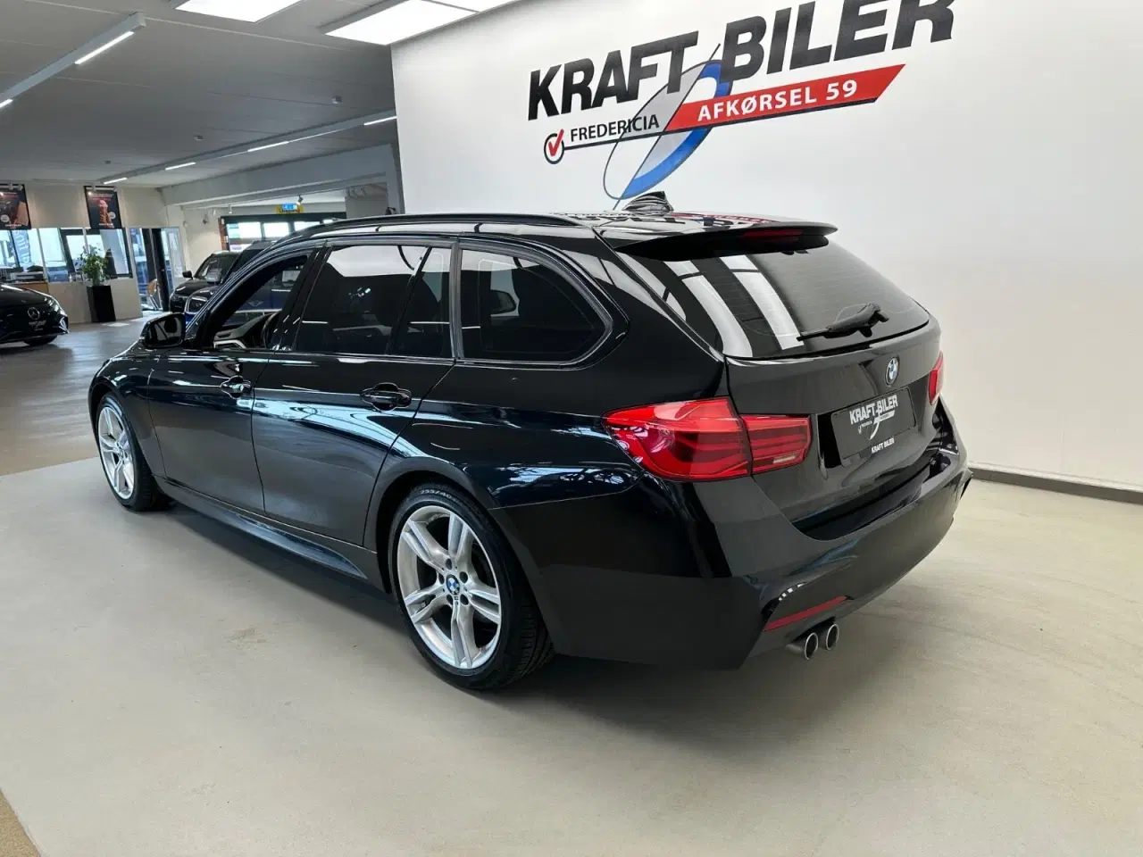 Billede 3 - BMW 320d 2,0 Touring M-Sport aut.