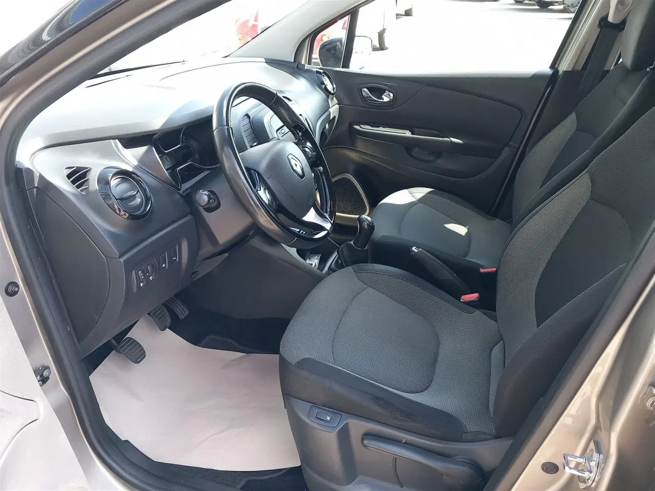 Billede 14 - Renault Captur 0,9 TCE Expression Energy 90HK 5d
