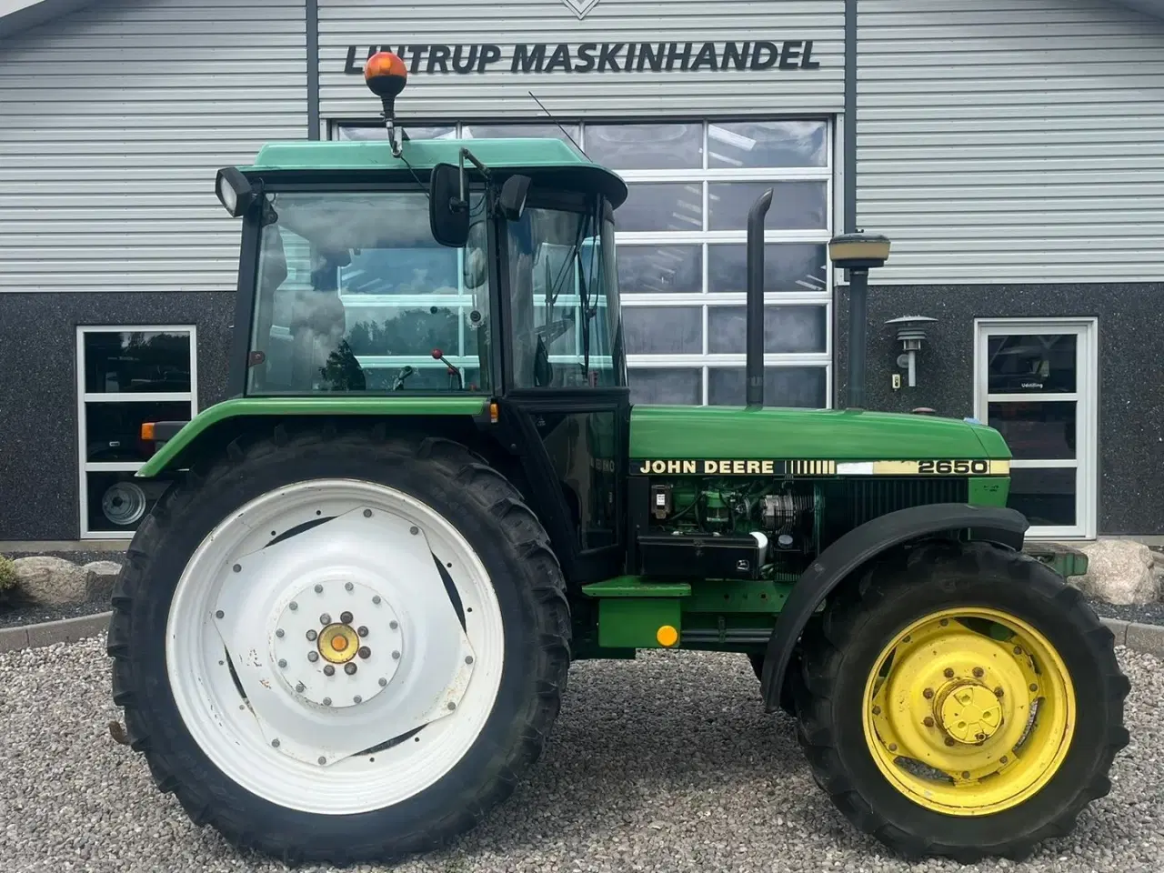 Billede 10 - John Deere 2650 Med SGII kabine, 540 og 1000 pto omd