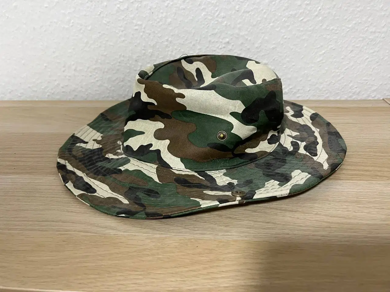 Billede 2 - Fed camo bush hat / safarihat – kun 50 kr!