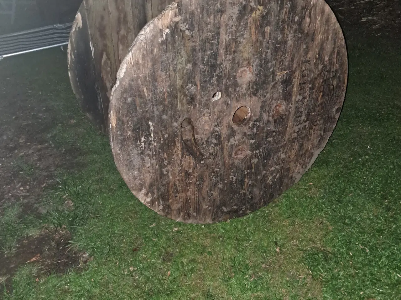 Billede 3 - Kabeltromle,vinbord,havebord