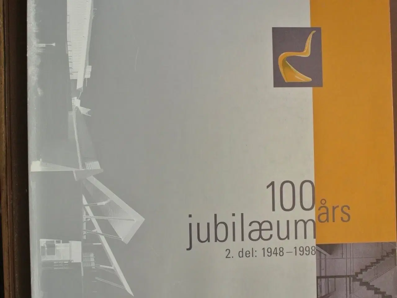 Billede 1 - arkitekten 24 1998, emne: arkitektur